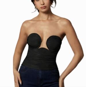 Black Strapless plumge neckline Top